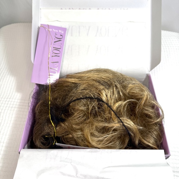 Brussels Wig by Paula Young - Picture 7 of 9